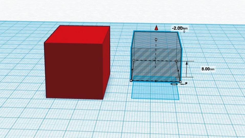 Select the hole box and use the arrow handle to move it down 2 mm